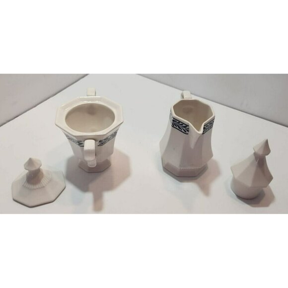 Vtg Independence Ironstone Castleton Japan "Blue Tulip" Sugar Bowl And Creamer - Picture 6 of 13